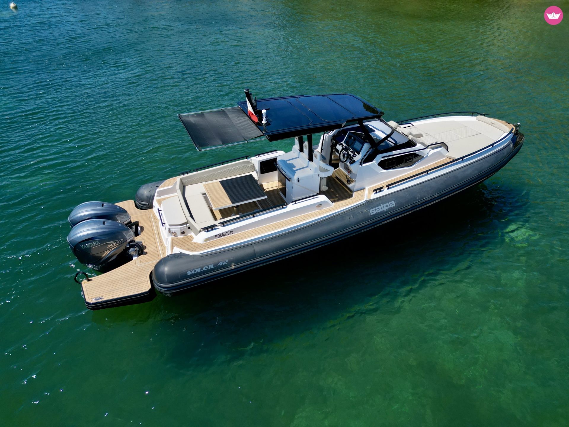 Bateau à moteur Salpa 42 850cv 4