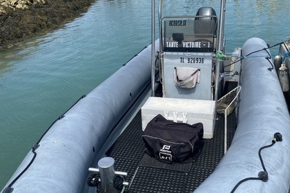 Verhuur Motorboot Valiant Dr750 sport Saint-Denis-d'Oléron