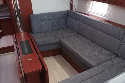 Hanse 418 brand new yacht