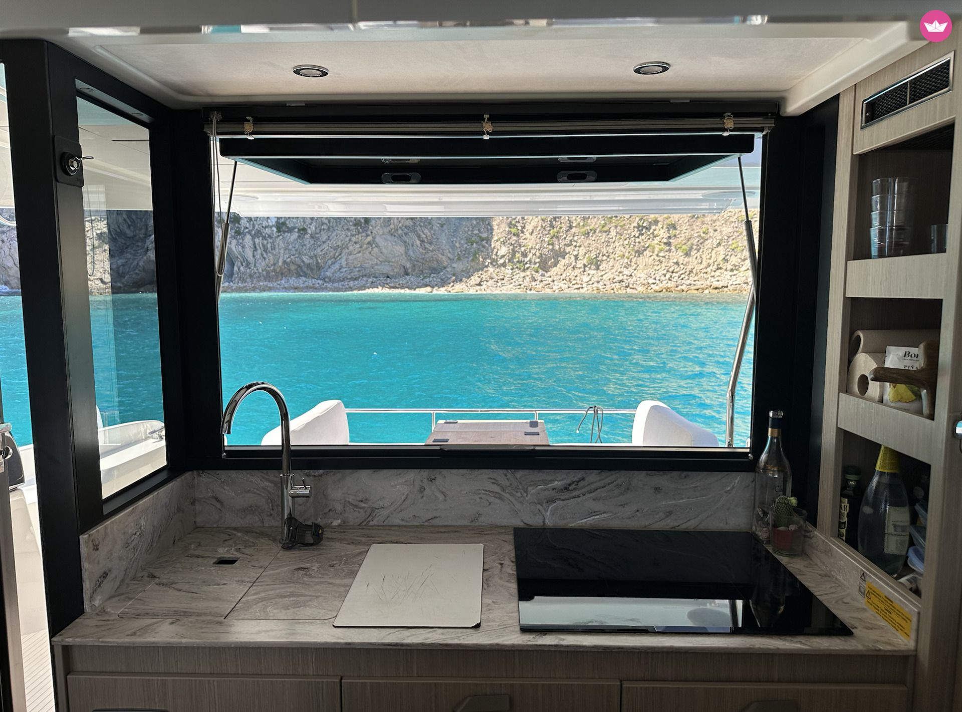 Bateau à moteur prestige F49 1200cv 7