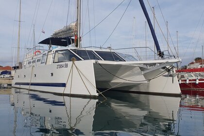 Rental Catamaran Custom Made Upwind 50 Eco - 4 + 1 cab. Split