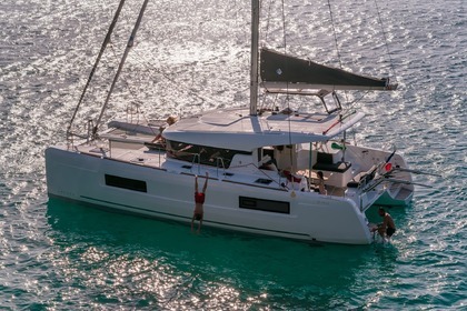 Hire Catamaran Lagoon Lagoon 40 Ibiza
