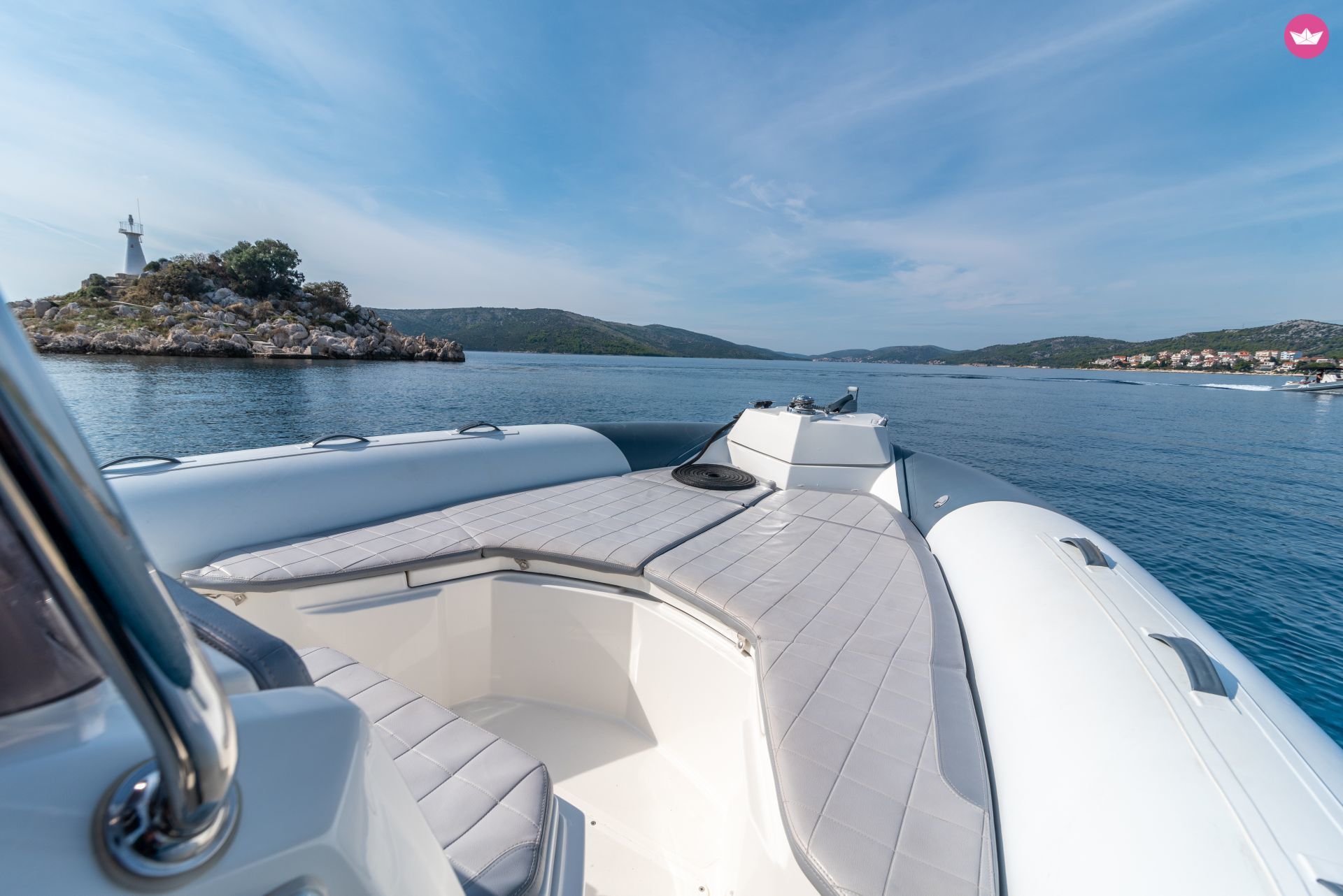 Charter motorboat in Split  