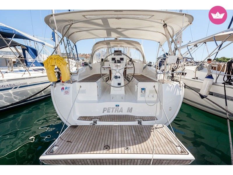 Charter sailboat in Zadar  