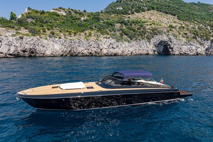 Noleggio Yacht Itama Ferretti Group 62 RS Napoli