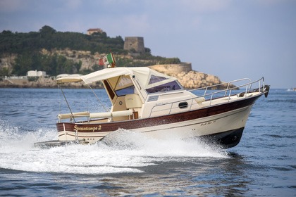 Rental Motorboat FRATELLI APREA 28 Sorrento