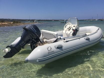 Czarter Ponton RIB Zodiac Zoom 400 Formentera