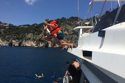 Erleben Sie die Costa Blanca mit einem Exklusiven Tages-Charter