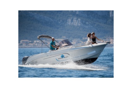 Orca III  Disfrútala! la más alquilada!  dispone de Molinete Eléctrico para tus fondeos!