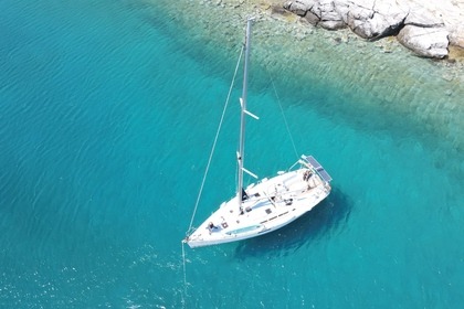 Hire Sailboat Daily Sailing Cruise to Dia Island with our Jeanneau Sun Odyssey 44i Heraklion