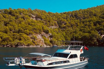 Hire Gulet Traditional Gulet with a capacity of 4 people Ketch Fethiye