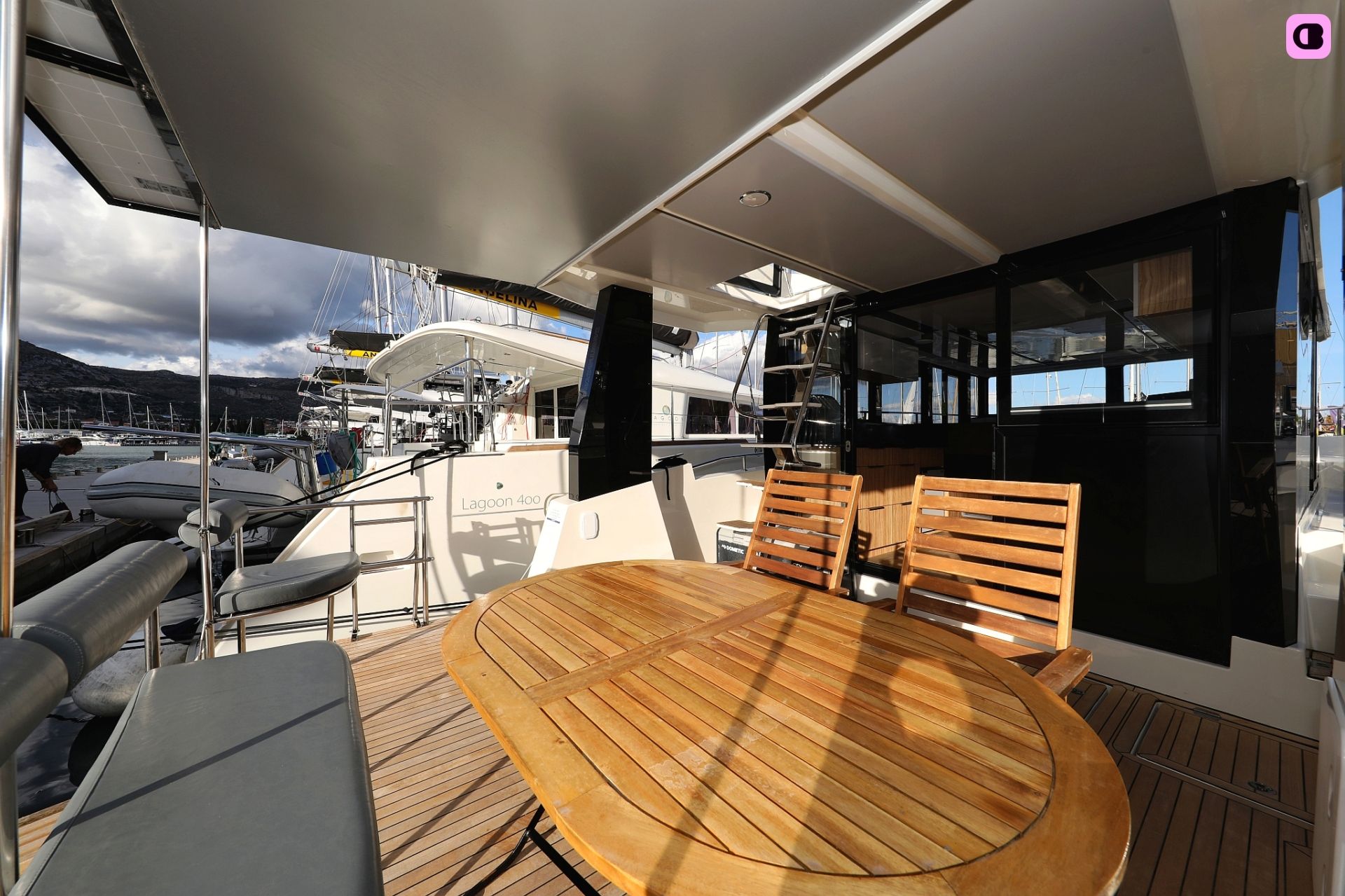 Bateau à moteur Cobra Yachts Seamaster 45 100cv 6
