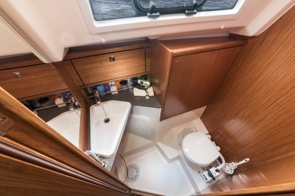 Verhuur Zeilboot Bavaria Yachtbau Bavaria Cruiser 34 Thalang District