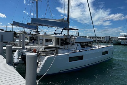 Location Catamaran Lagoon-Bénéteau Lagoon 40 - 4 + 2 cab  Marsh Harbour