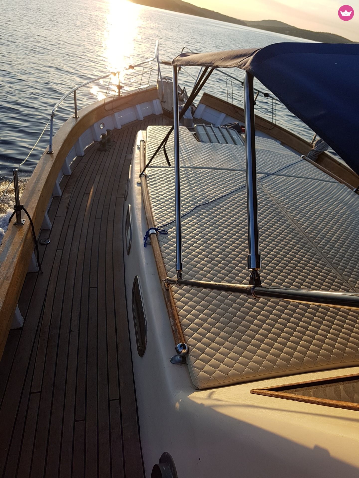 Motorboat Traitional Croatian Boat Leut Vagabundo  