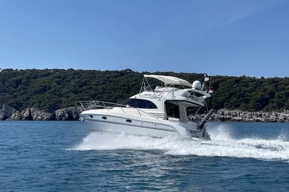 Rental Motorboat Lisail Dubrovnik Galeon 330 Fly Dubrovnik