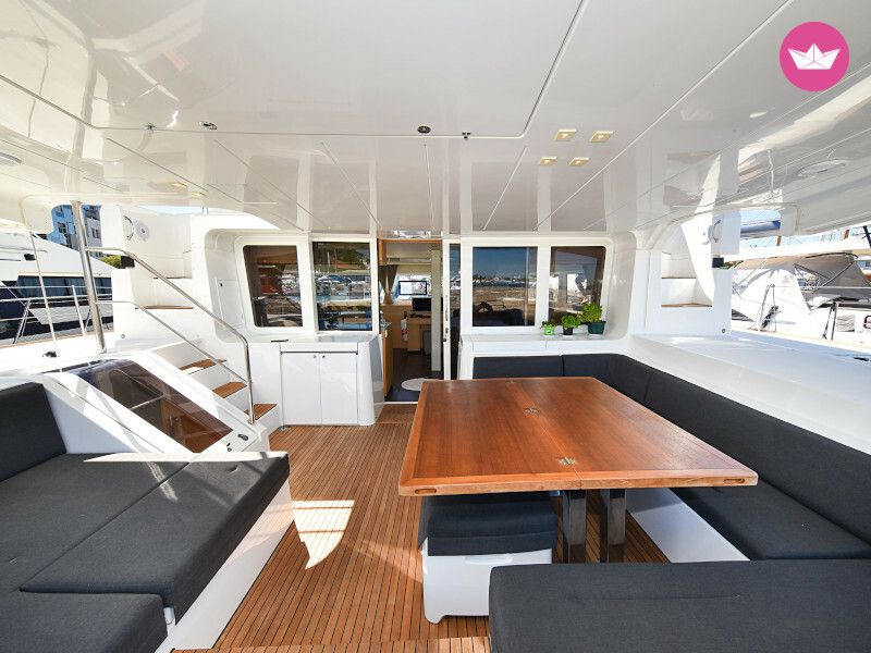 Huren Lagoon Lagoon 52