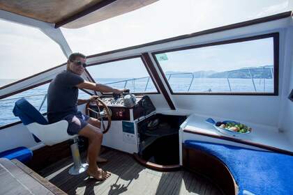 Miete Motorboot RAFFAELLI 10.5 Liparischen Inseln