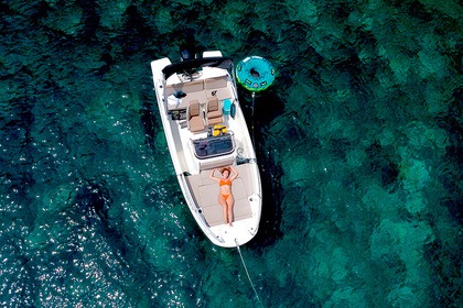 Quicksilver Active 605 open