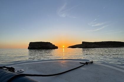 Miete Motorboot Coronet Open 22 San Pawl il-Baħar