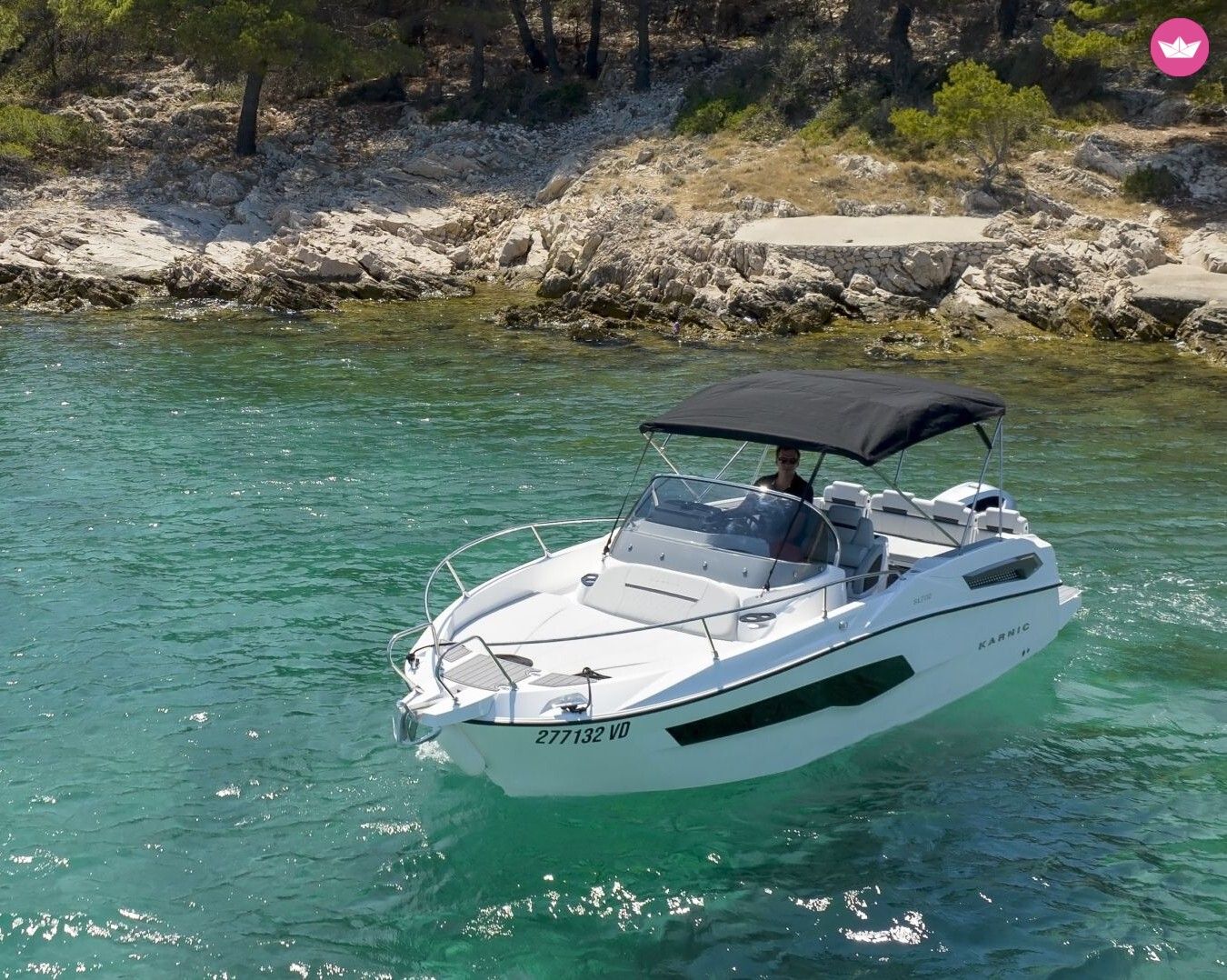 Bateau à moteur Karnic 702SL 250cv