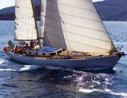 Charter Sailboat Beaufort Beaufort 16 Pescara