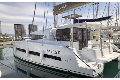 Charter Catamaran  Bali 4.1 Salerno