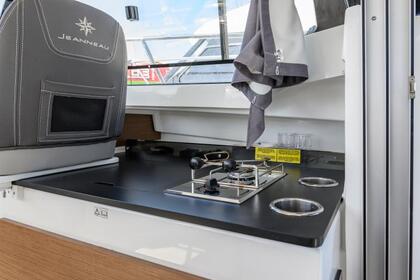 Merry Fisher 795 2021