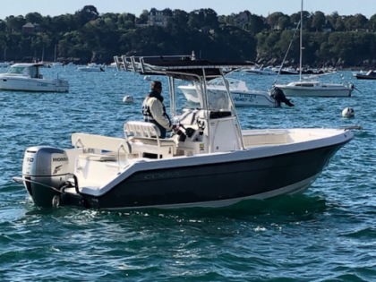 Charter Motorboat Cobia Cobia 216 Cc Dinard