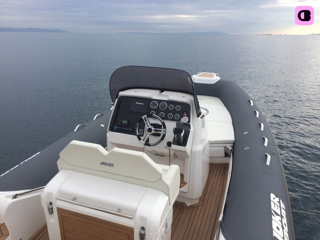 Semi-rigide JOKER BOAT CLUBMAN 28 300cv