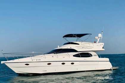 Alquiler Yate a motor Luxury Motoryacht Shallow Marine 52 Ft Marina de Dubái