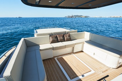 Stupenda barca in ibiza con sea bob incluso