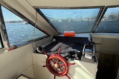 Premium Yacht Tours: Bosphorus and Islands Escape