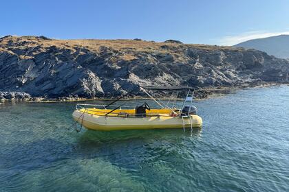 Charter Boat without licence  Whaly 435 Cadaqués