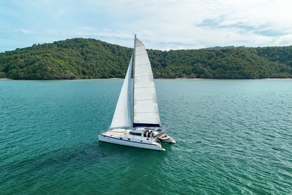 Location Catamaran Cybercat 48 Phuket