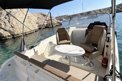 Quicksilver 605 Sundeck – 150 CV – Location bateau Marseille