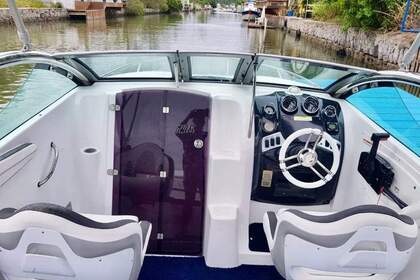 Aluguel Iate a motor Focker Bambino Armação dos Búzios