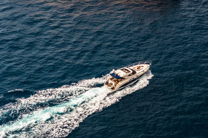 Noleggio Barca a motore Azimut Atlantis Salerno