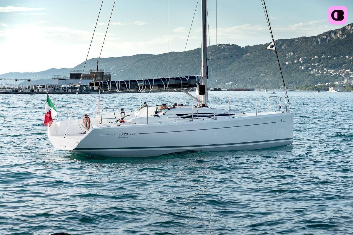 Voilier Italia Yachts Italia 9.98 11m
