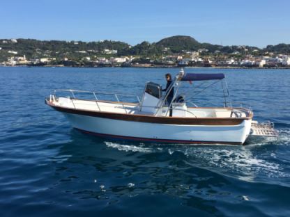 Location Bateau à moteur Aprea 820 Ischia Porto
