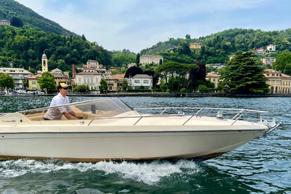 Hire Motorboat COMITTI SEVEN Sport Como