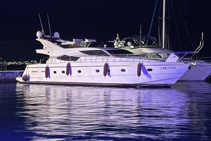 Location Yacht à moteur Ferretti 620 Gallipoli
