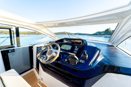 Verhuur Motorjacht Bénéteau Gran Turismo 41 Šibenik