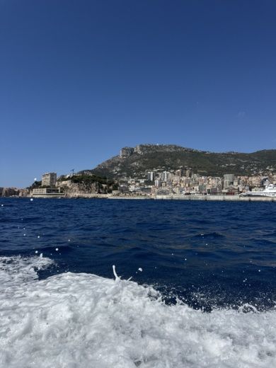 Niza Motorboat Beneteau Flyer 650 Open alt tag text