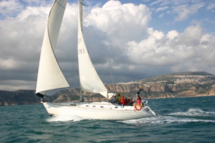 Alquiler Velero Dufour Yachts 43 classic Valencia