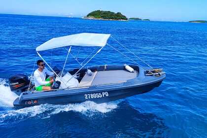 Charter Motorboat Roto 450 Vrsar