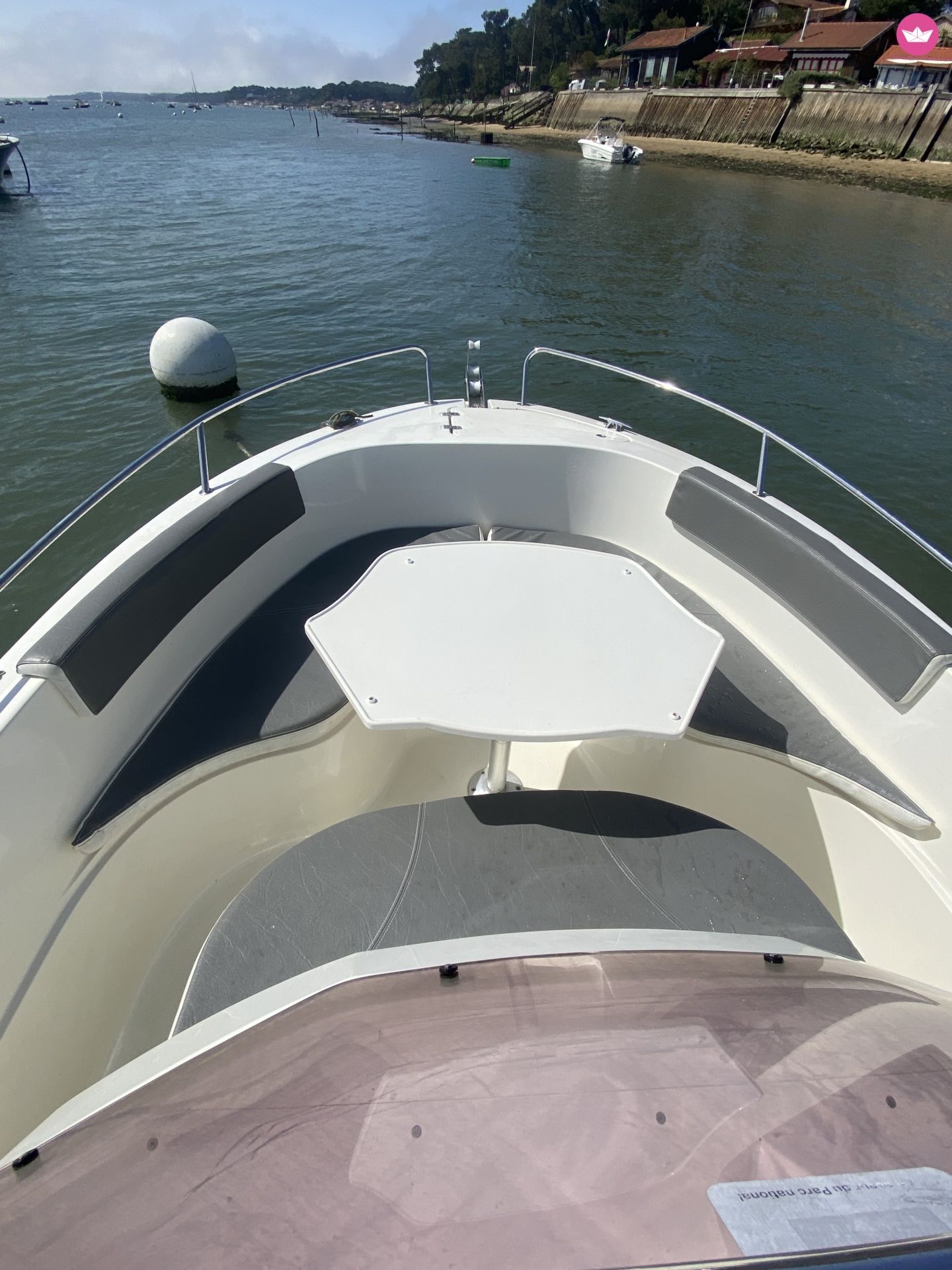 Bateau à moteur Pacific Craft 630 50cv 3