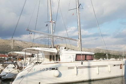 Location Catamaran LAGOON 450 F BLUE BERRY Trogir