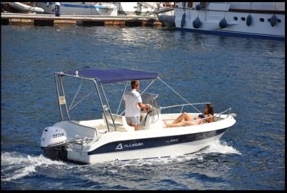 Miete RIB Allegra 560 Liparische Inseln