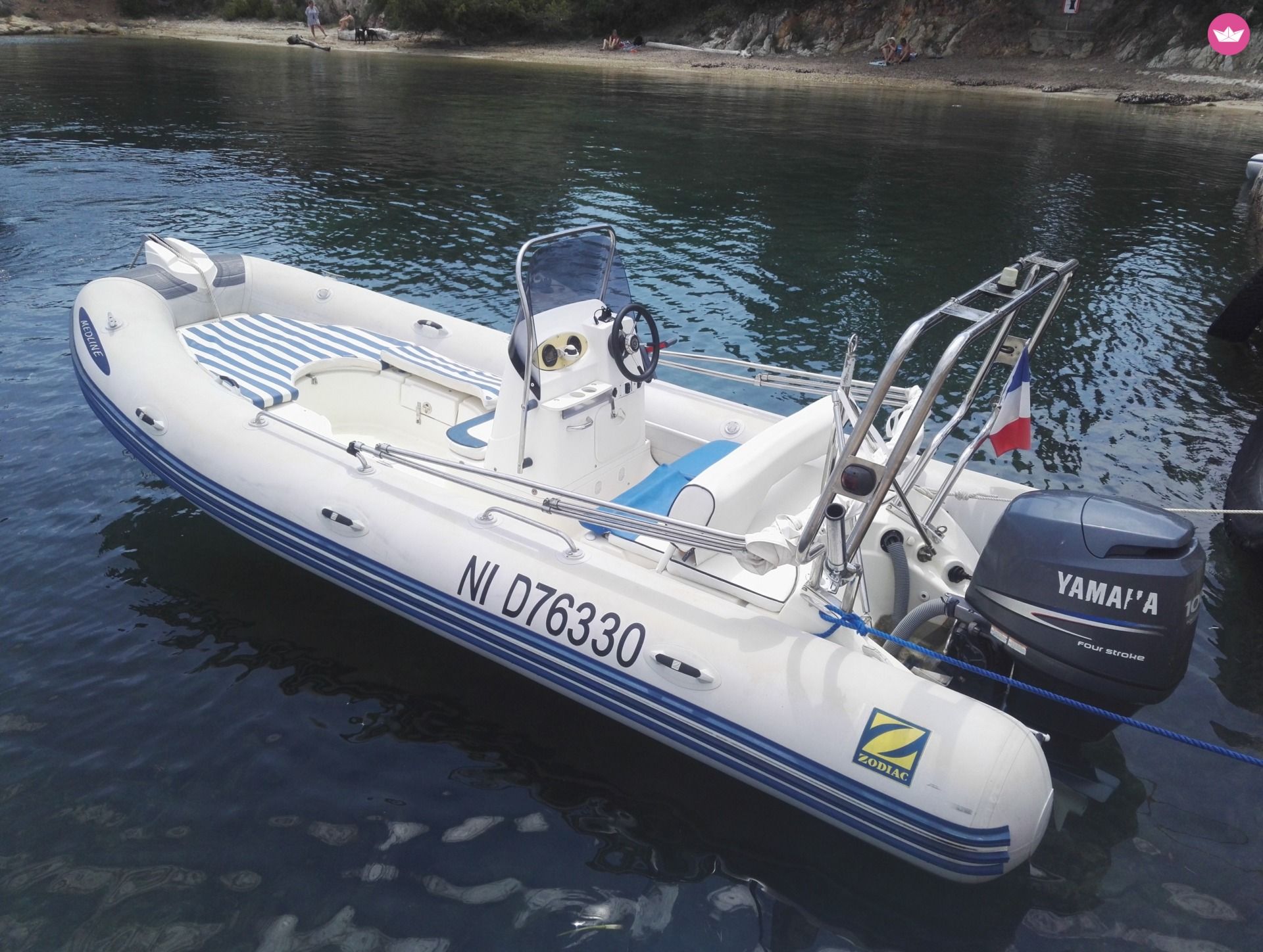 Location semi-rigide à Antibes de particuliers et professionnels